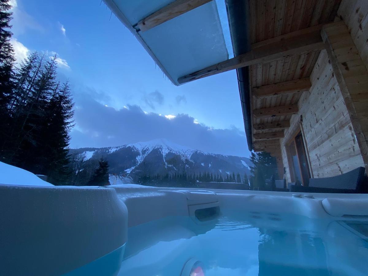 Luxus Chalet mit Wellness Hohentauern Exterior foto